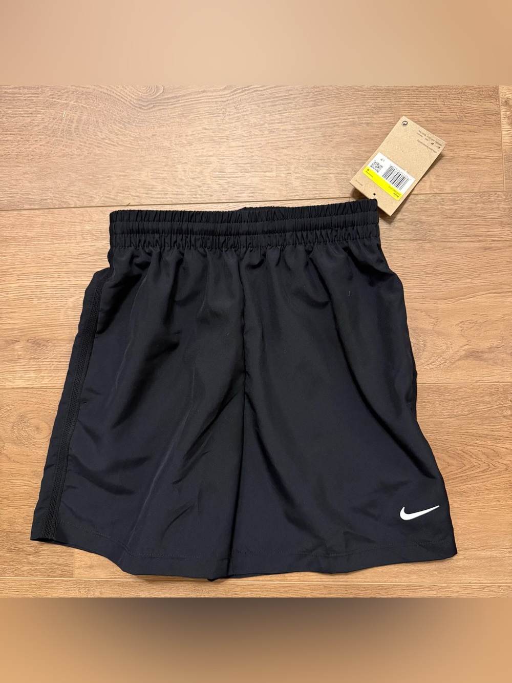 NWT Nike Kids Dry-Fit Athletic Training Shorts, Standard Fit, Black, Size Small